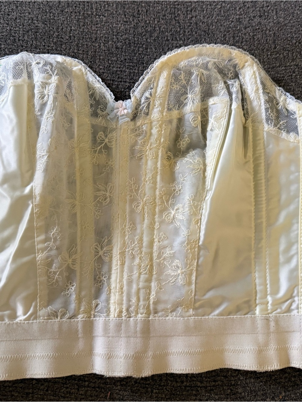 Vintage 1960s Lace-Trim Longline Corset in Cream loves studios of Hollywood 36b